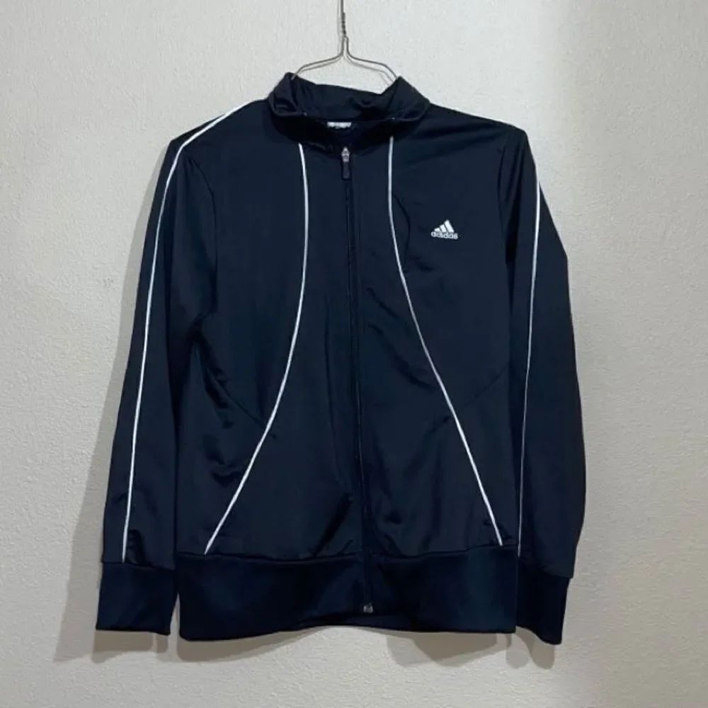 💜 Adidas zip front jacket